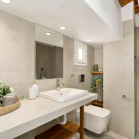 Sage Lovely Loft In The Heart Of Апартаменты